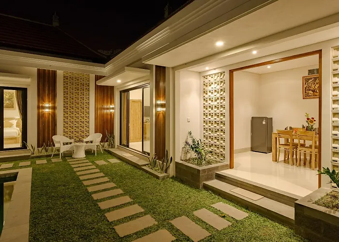 Luxury Nanda *