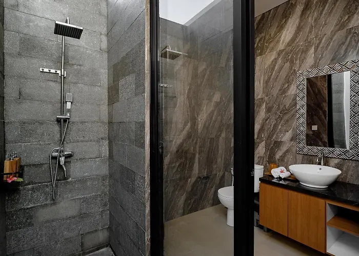 Luxury Nanda