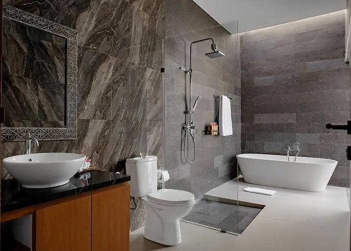 Luxury Nanda