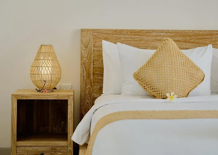 Luxury Nanda